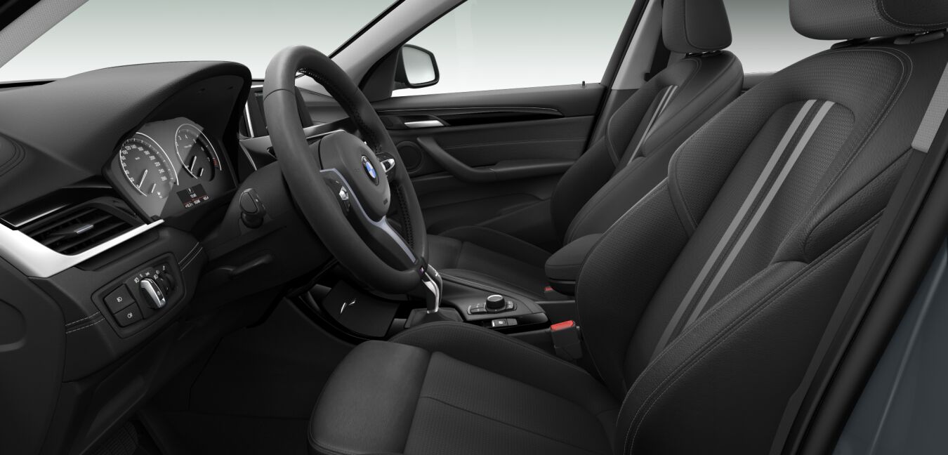 BMW BMW X im Innenraum seitlich BMW BMW X im Innenraum seitlich