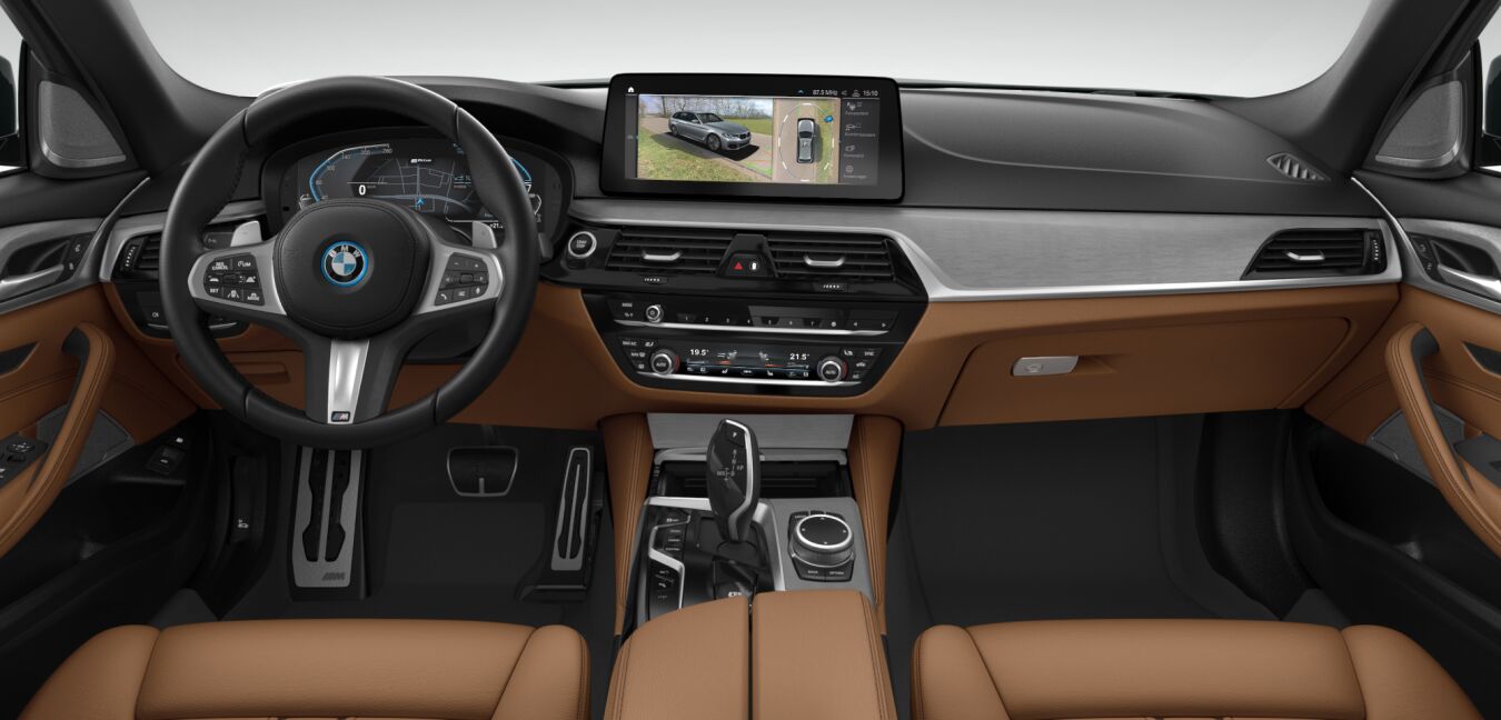 BMW BMW 5er im Innenraum von vorne BMW BMW 5er im Innenraum von vorne