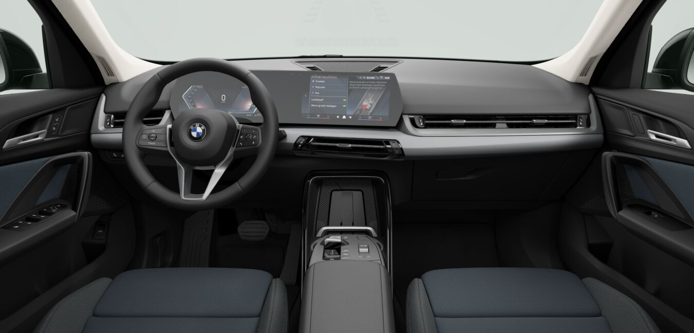 BMW BMW X im Innenraum von vorne