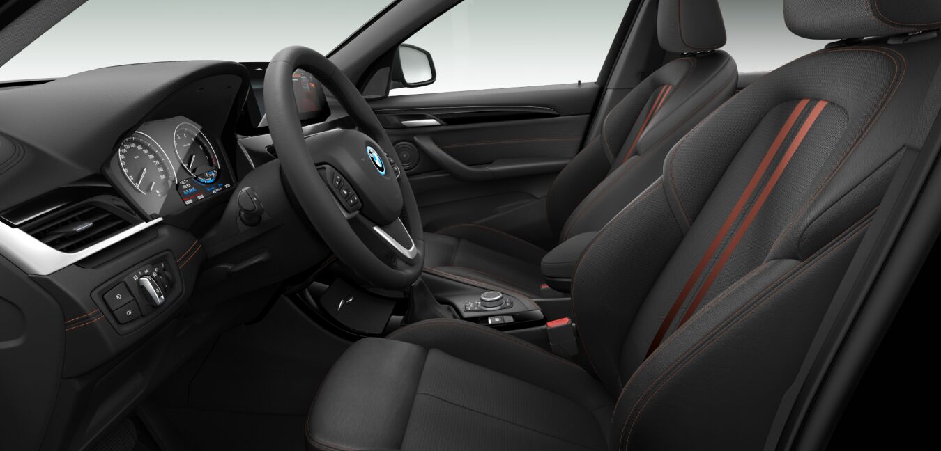 BMW BMW X im Innenraum seitlich BMW BMW X im Innenraum seitlich