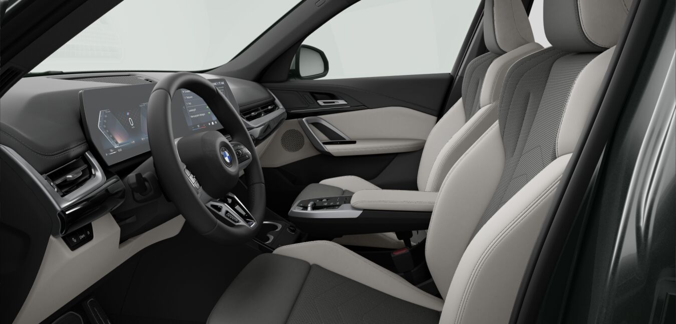 BMW BMW X im Innenraum seitlich