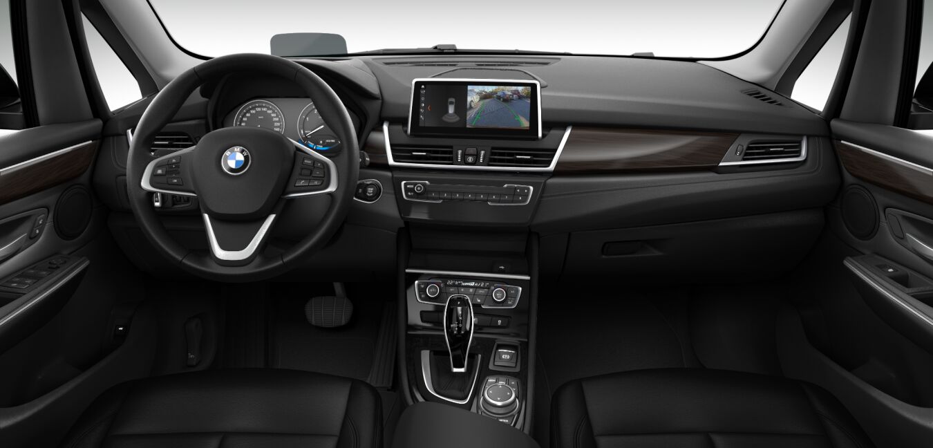 BMW BMW 2er im Innenraum von vorne