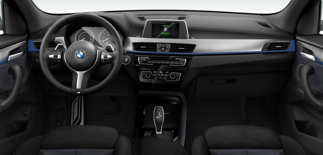 BMW BMW X im Innenraum von vorne