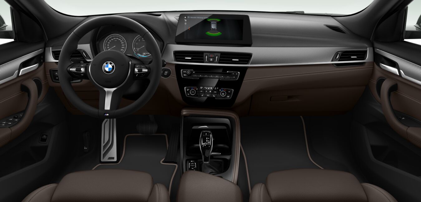 BMW BMW X im Innenraum von vorne