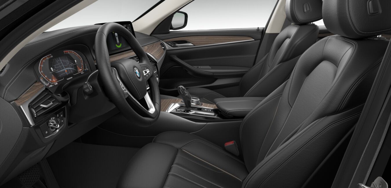 BMW BMW 5er im Innenraum seitlich BMW BMW 5er im Innenraum seitlich