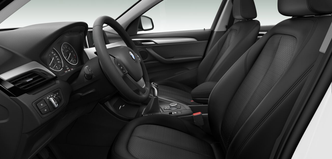 BMW BMW X im Innenraum seitlich