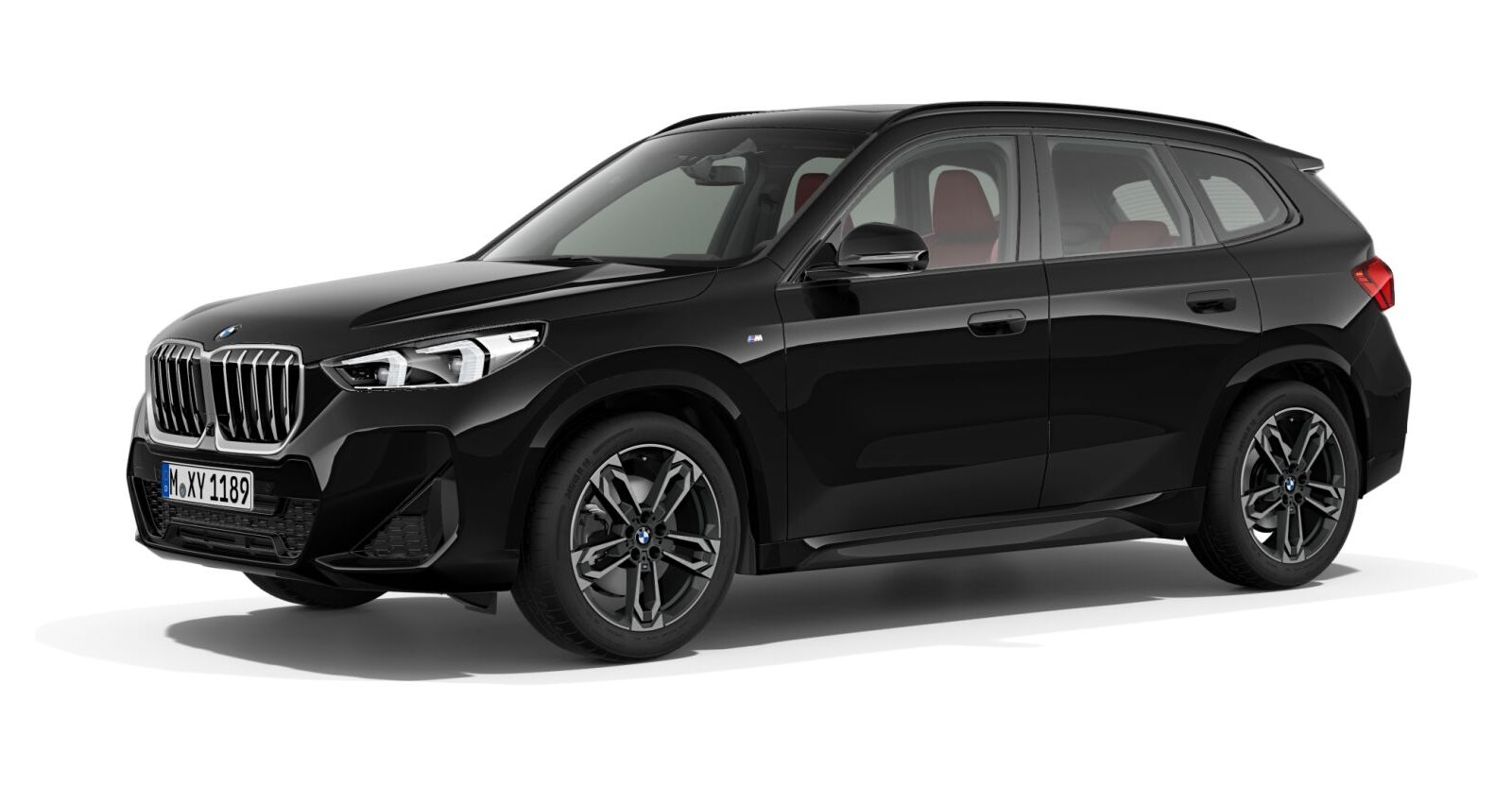 BMW X1 xDrive23d in Schwarz von vorne BMW X1 xDrive23d in Schwarz von vorne