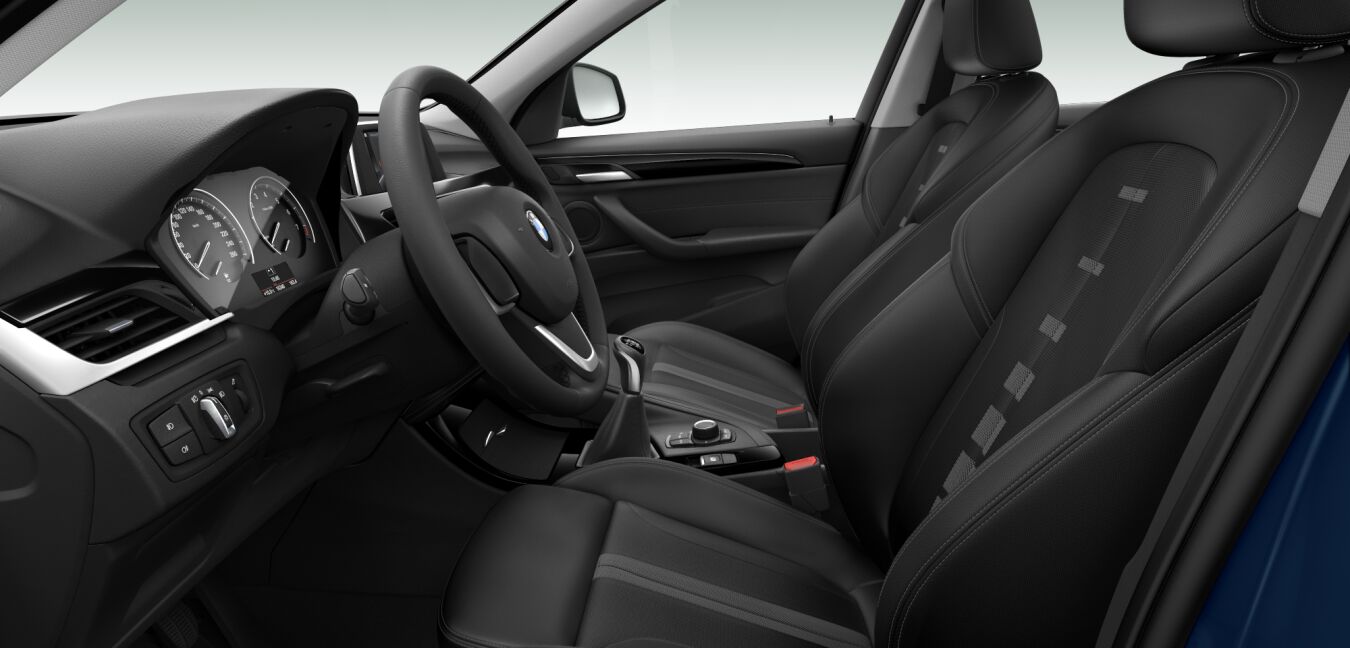 BMW BMW X im Innenraum seitlich BMW BMW X im Innenraum seitlich