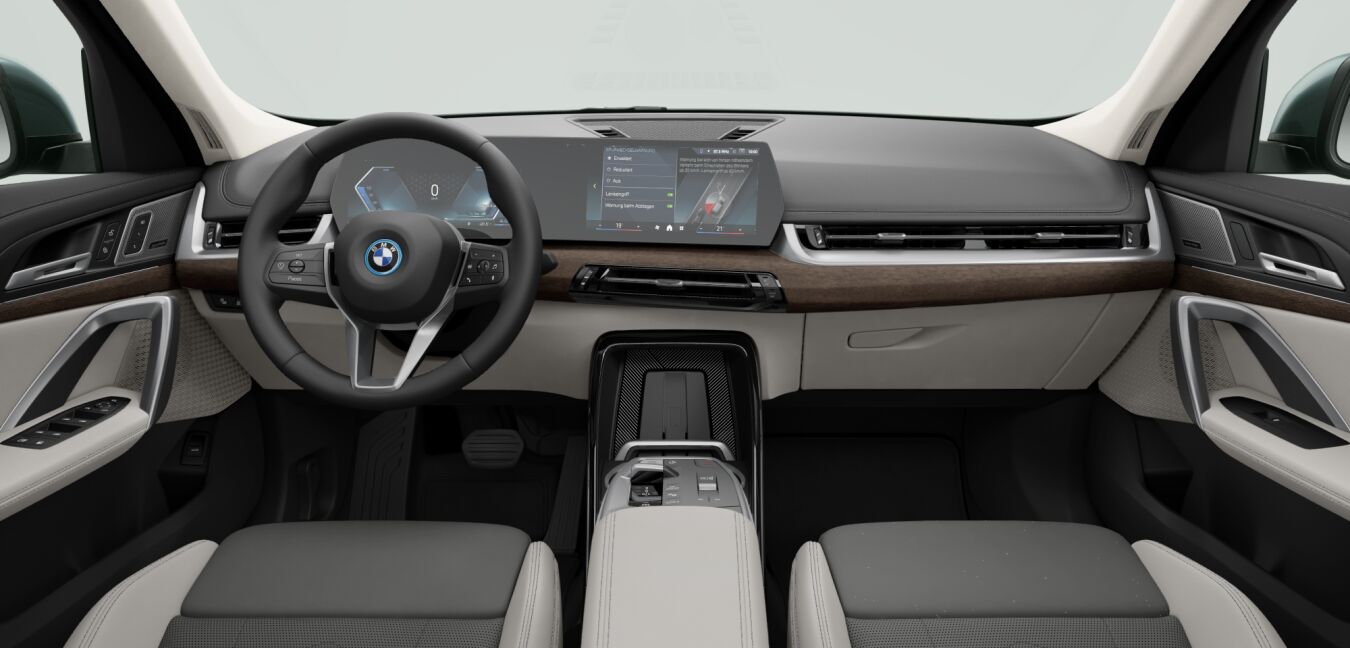 BMW BMW X im Innenraum von vorne