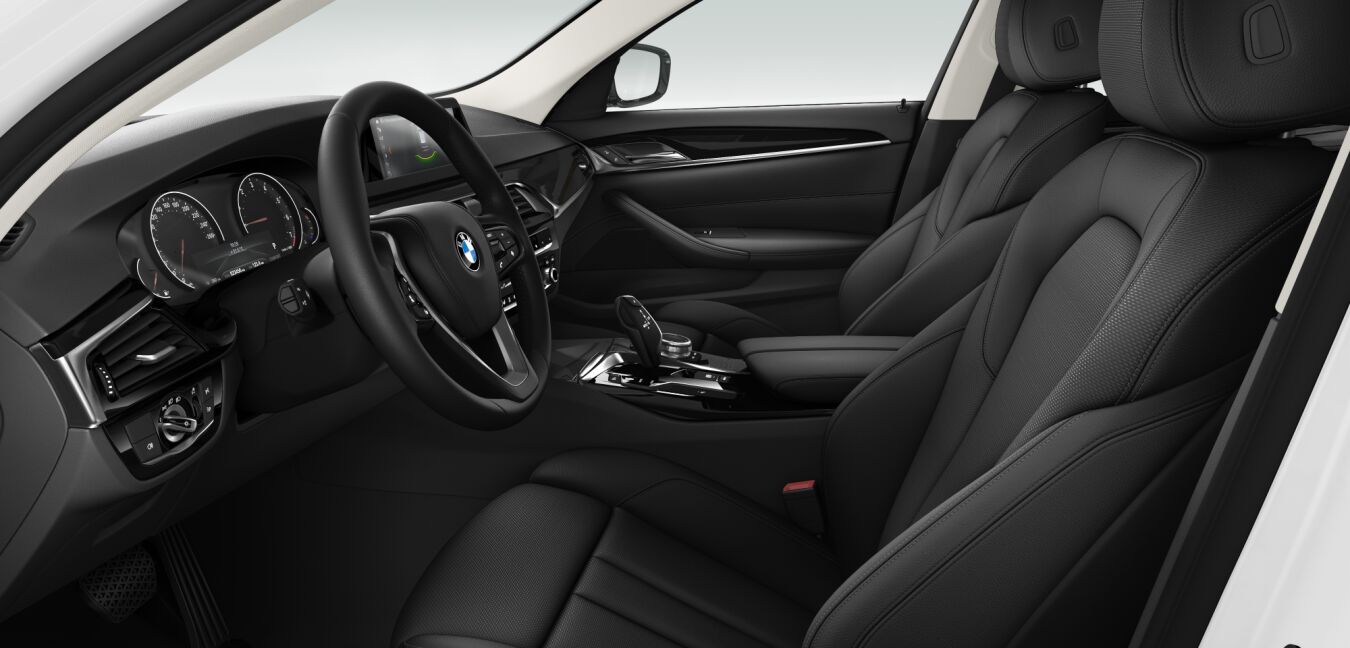 BMW BMW 5er im Innenraum seitlich BMW BMW 5er im Innenraum seitlich