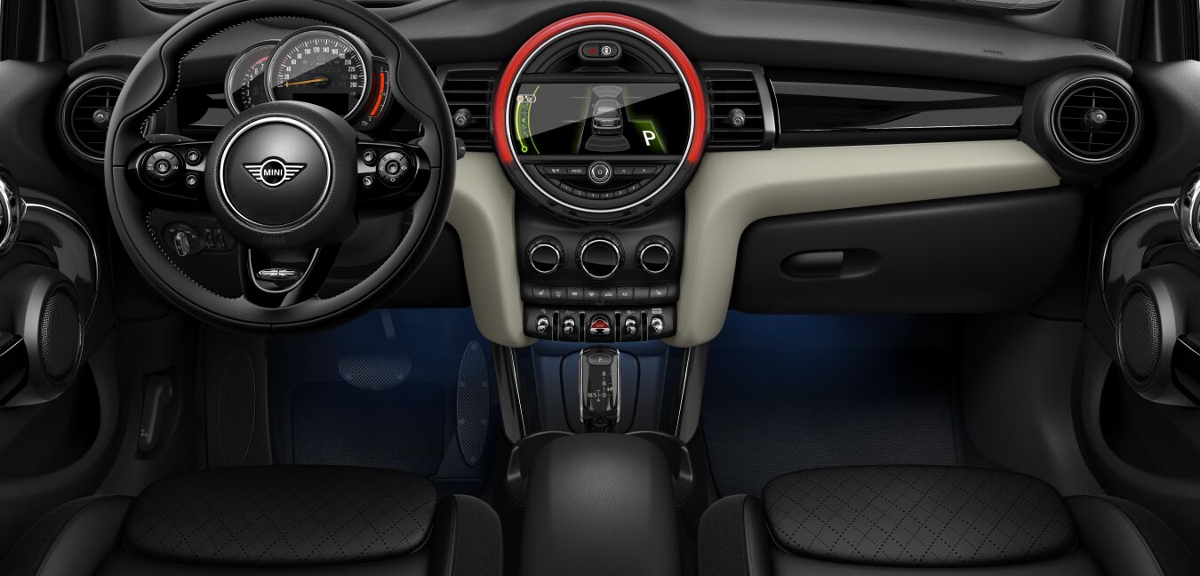 MINI MINI 5-Türer im Innenraum von vorne