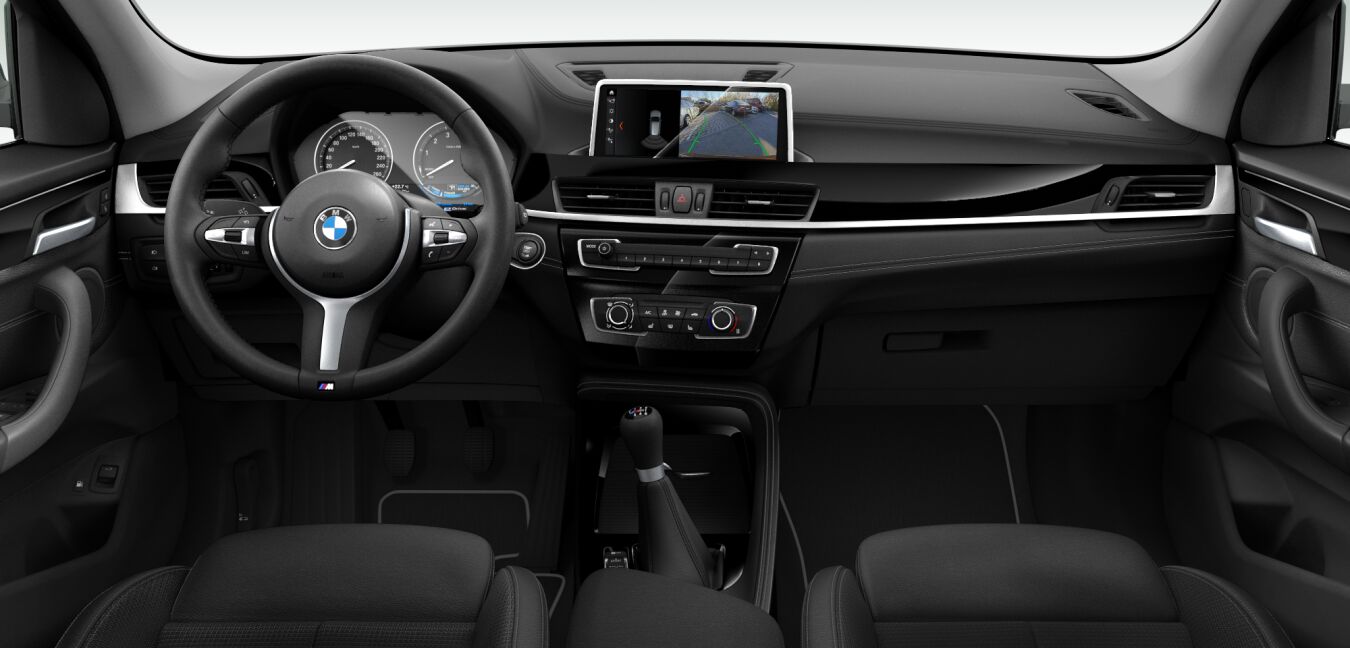 BMW BMW X im Innenraum von vorne