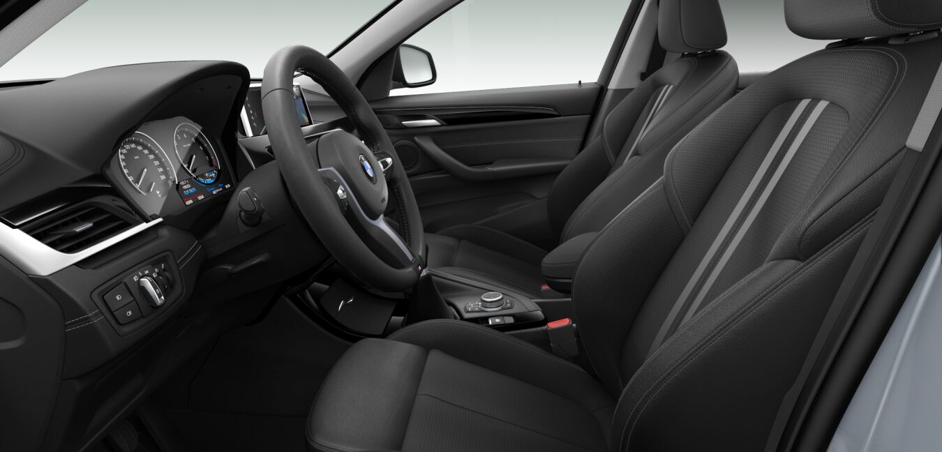 BMW BMW X im Innenraum seitlich