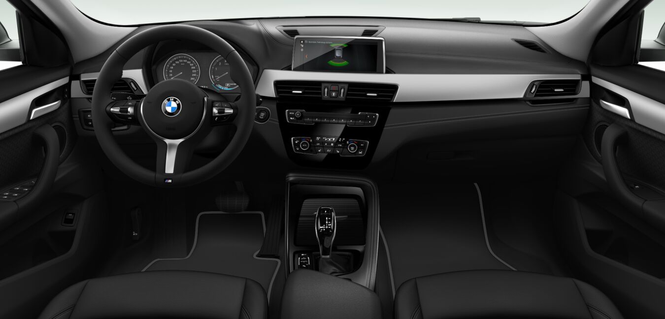 BMW BMW X im Innenraum von vorne