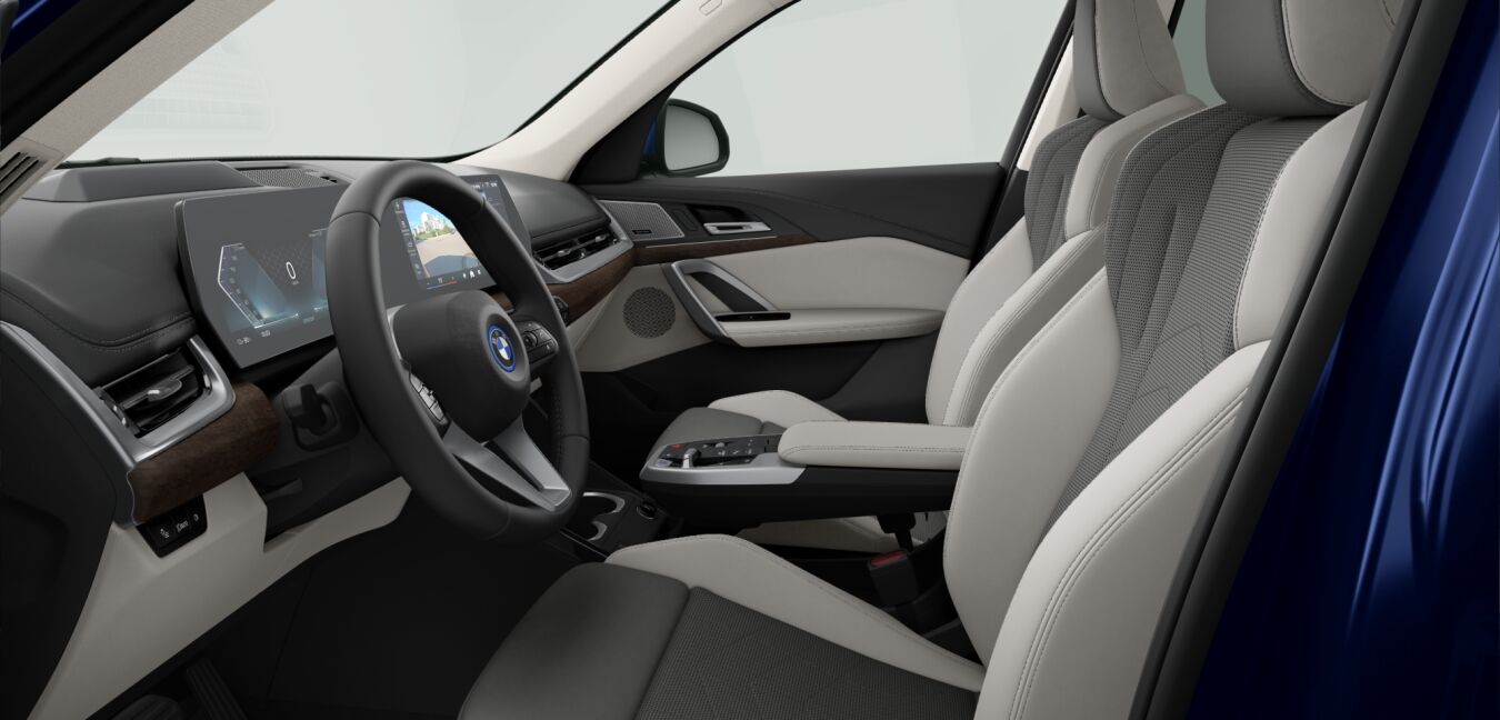 BMW BMW I im Innenraum seitlich
