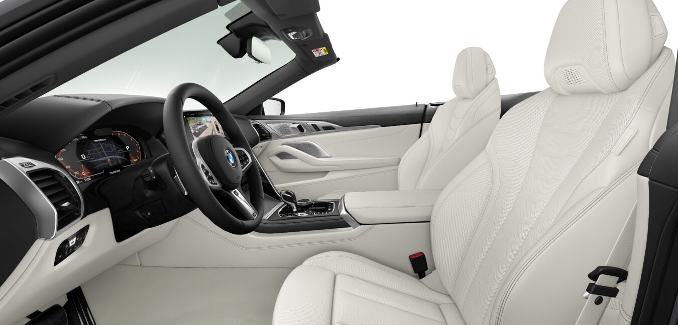 BMW BMW 8er im Innenraum seitlich BMW BMW 8er im Innenraum seitlich