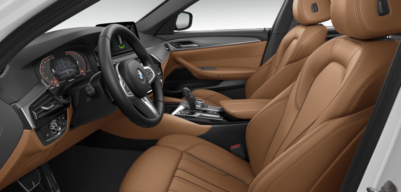 BMW BMW 5er im Innenraum seitlich BMW BMW 5er im Innenraum seitlich