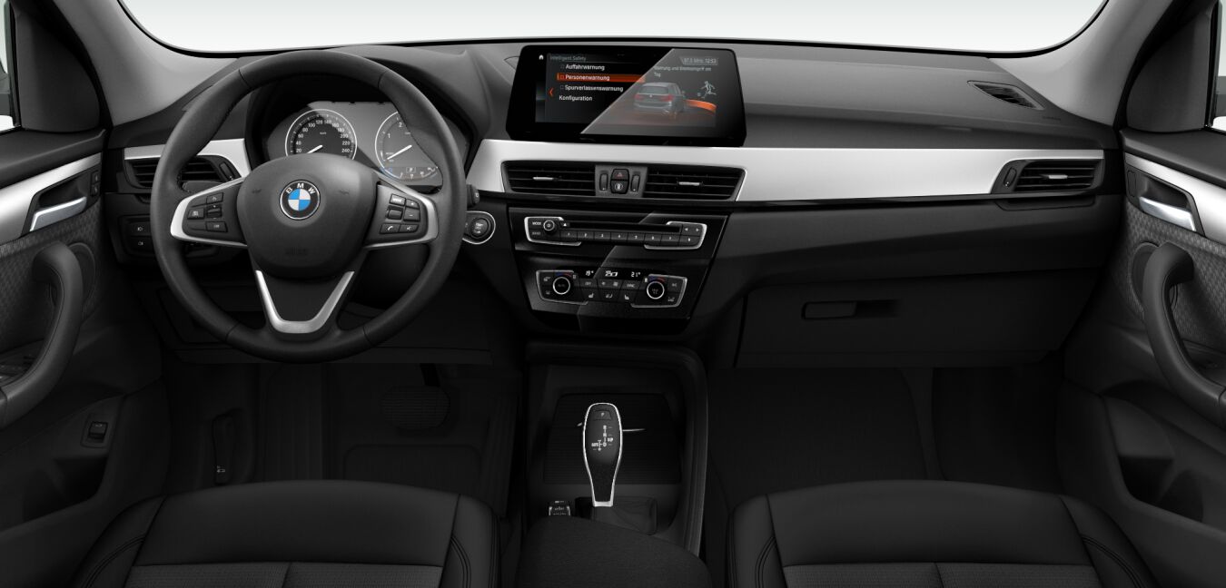 BMW BMW X im Innenraum von vorne