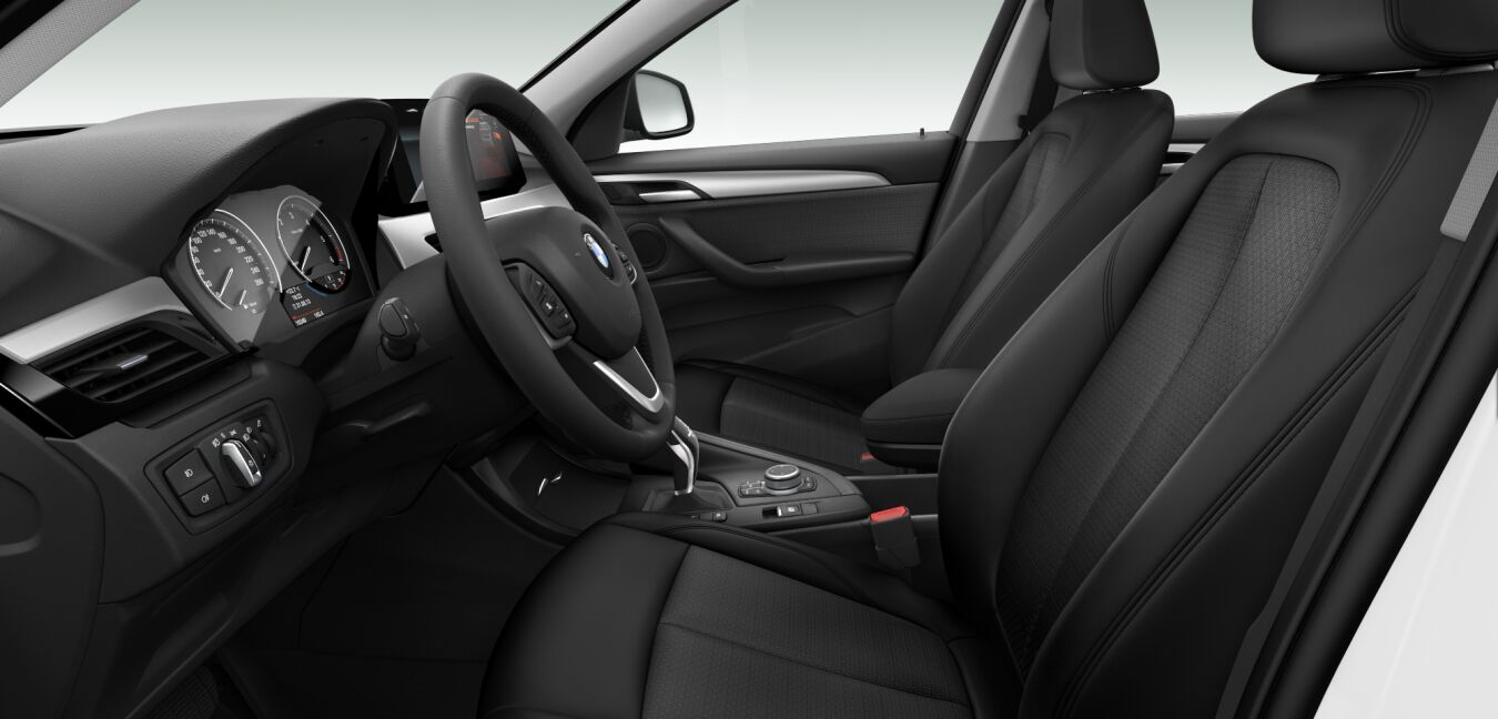 BMW BMW X im Innenraum seitlich