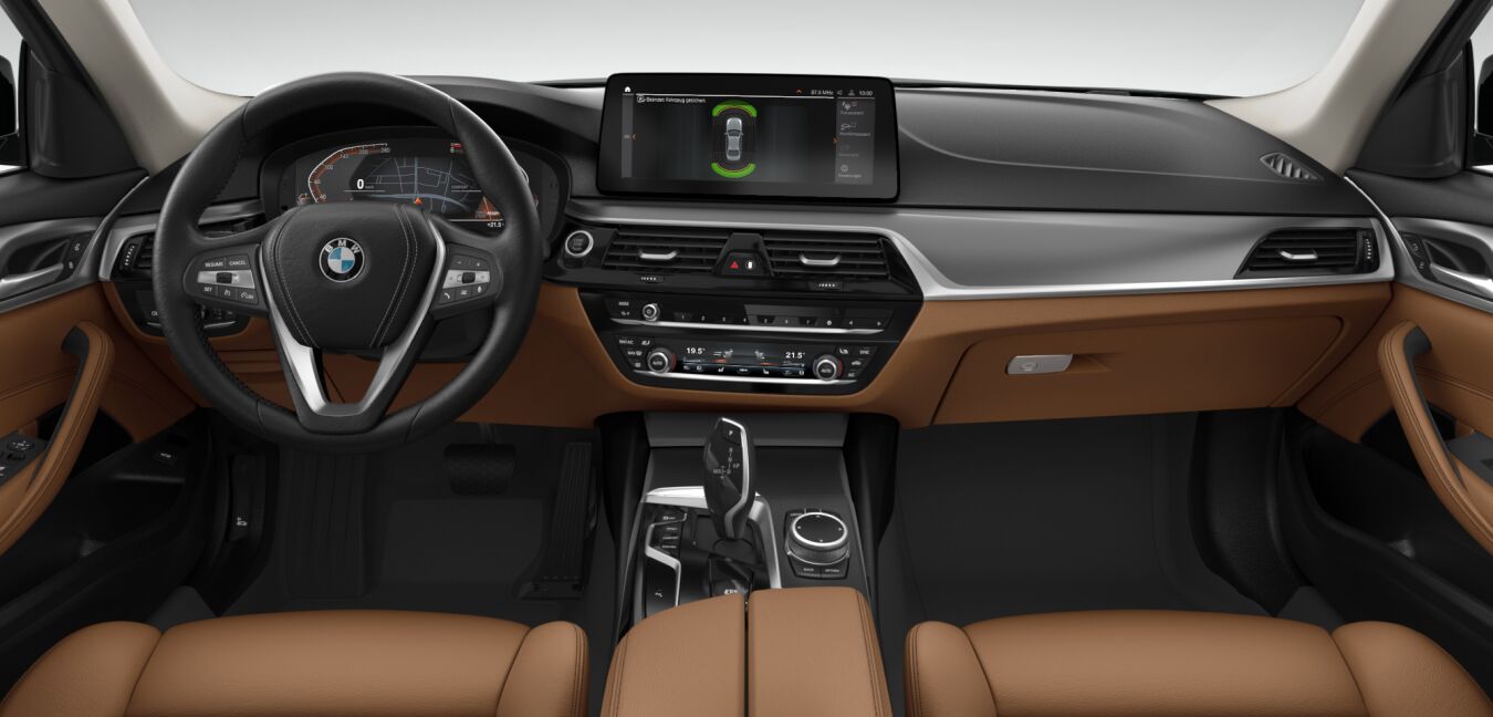BMW BMW 5er im Innenraum von vorne BMW BMW 5er im Innenraum von vorne