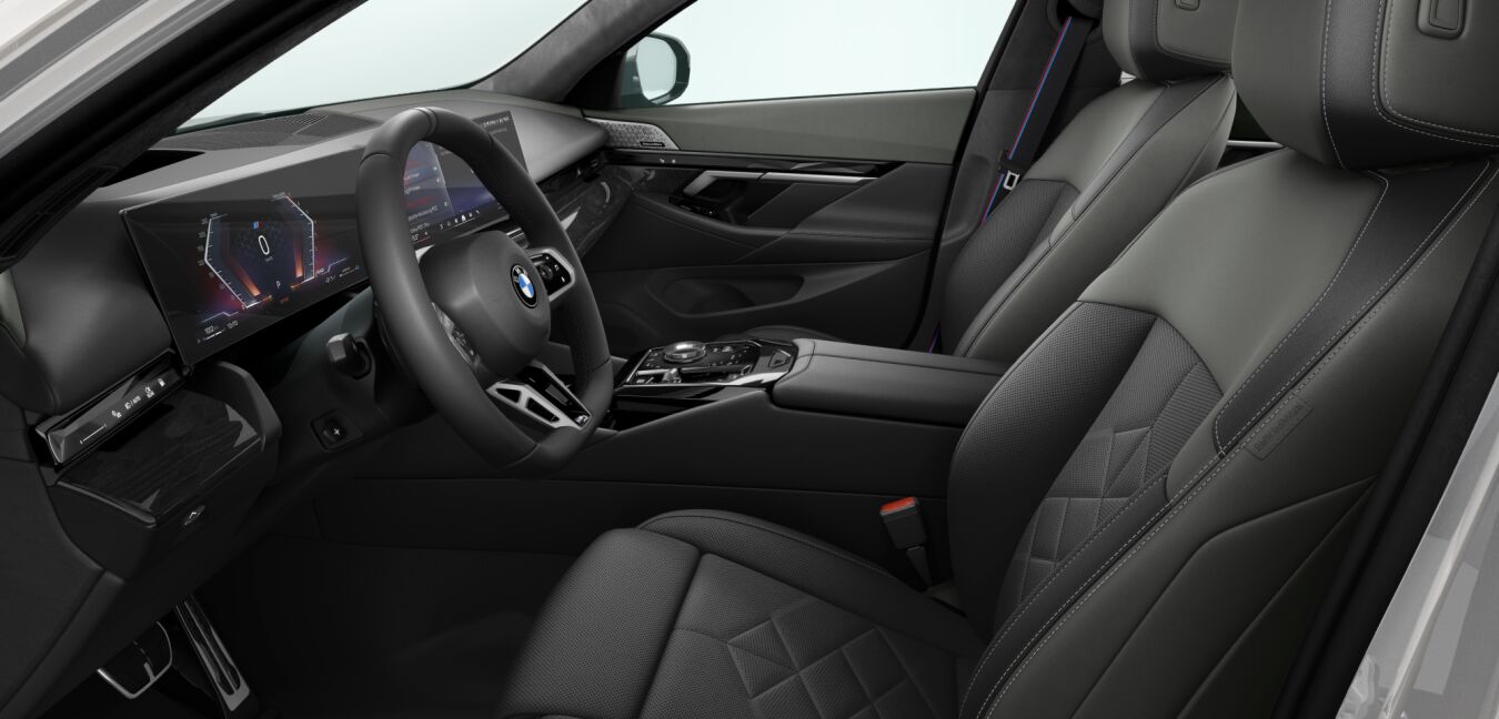 BMW BMW 5er im Innenraum seitlich BMW BMW 5er im Innenraum seitlich