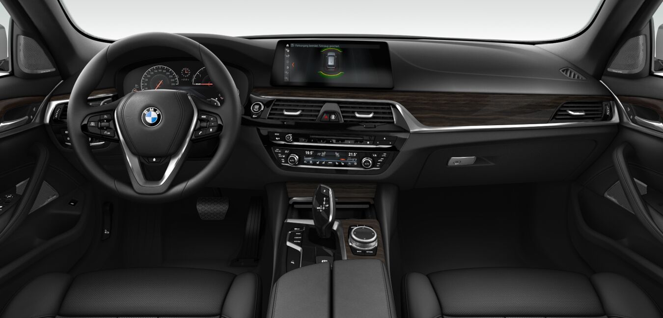 BMW BMW 5er im Innenraum von vorne BMW BMW 5er im Innenraum von vorne