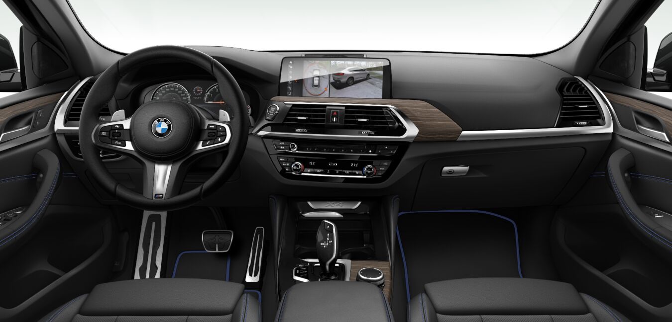 BMW BMW X im Innenraum von vorne