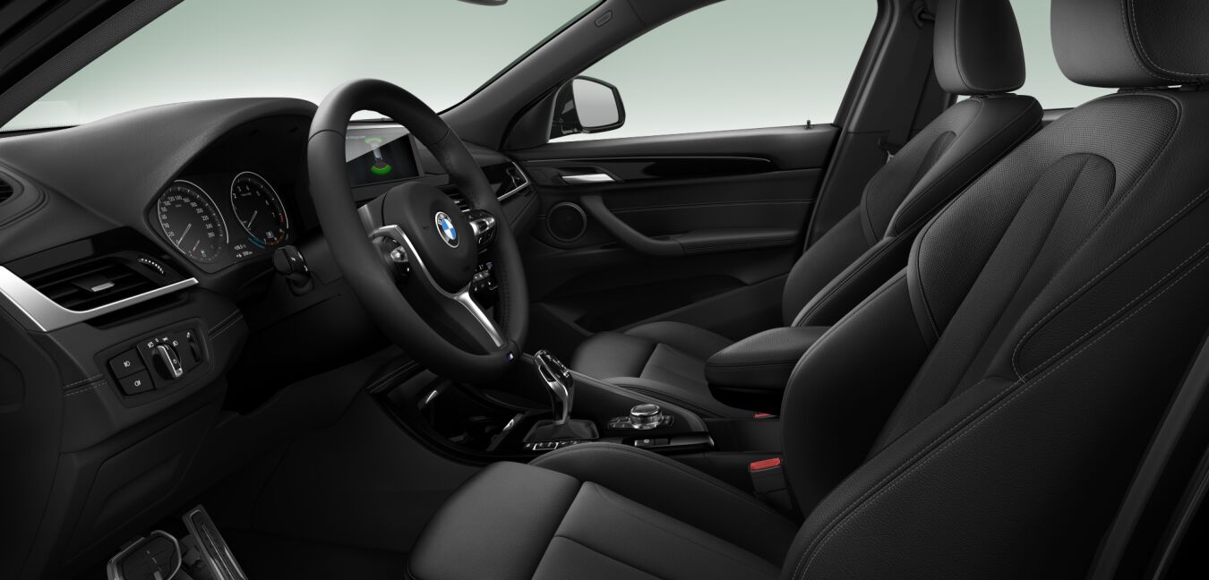 BMW BMW X im Innenraum seitlich