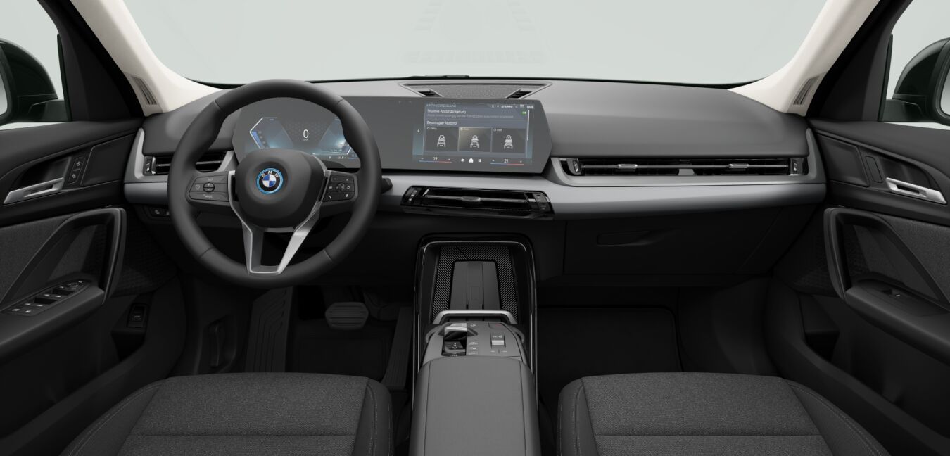 BMW BMW X im Innenraum von vorne