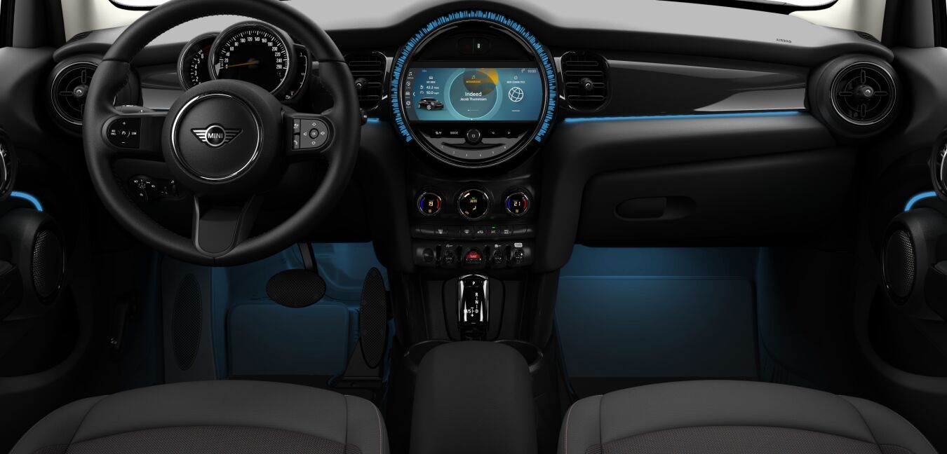 MINI MINI 5-Türer im Innenraum von vorne MINI MINI 5-Türer im Innenraum von vorne