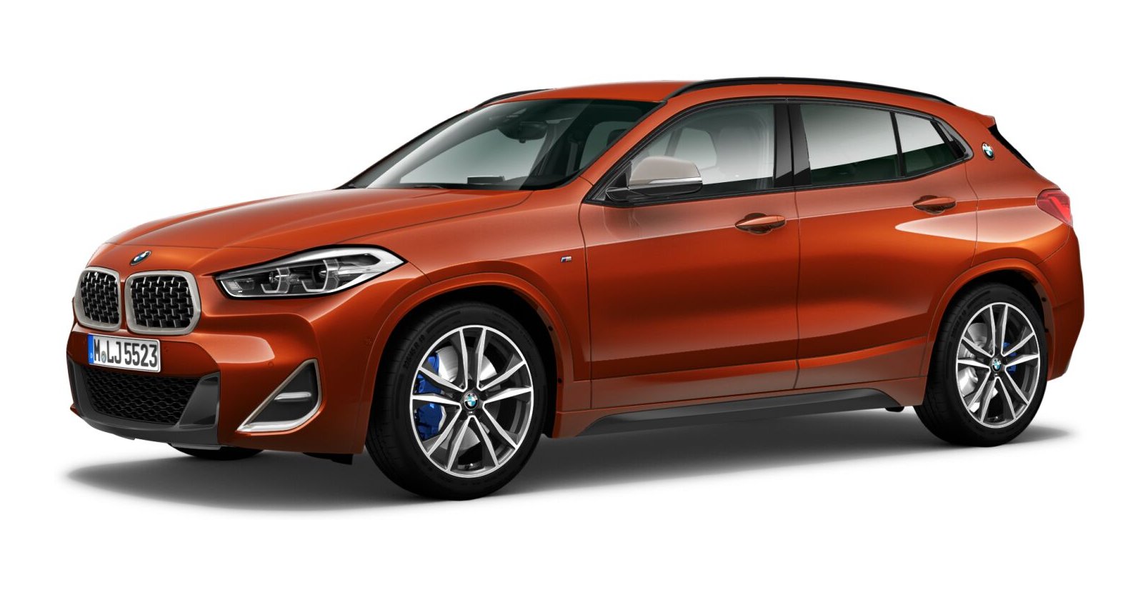 BMW BMW X in Orange von vorne