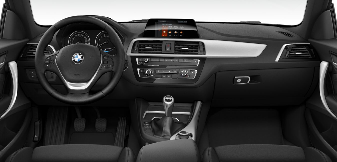 BMW BMW 2er im Innenraum von vorne BMW BMW 2er im Innenraum von vorne