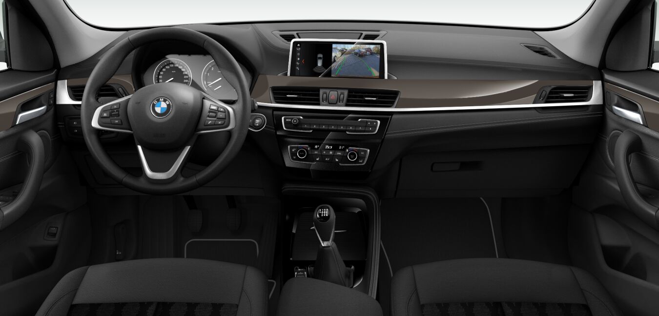 BMW BMW X im Innenraum von vorne