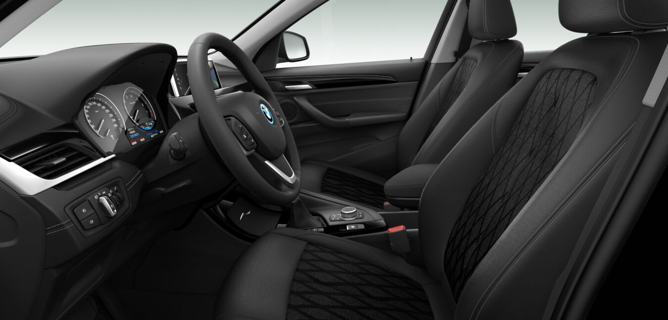 BMW BMW X im Innenraum seitlich BMW BMW X im Innenraum seitlich