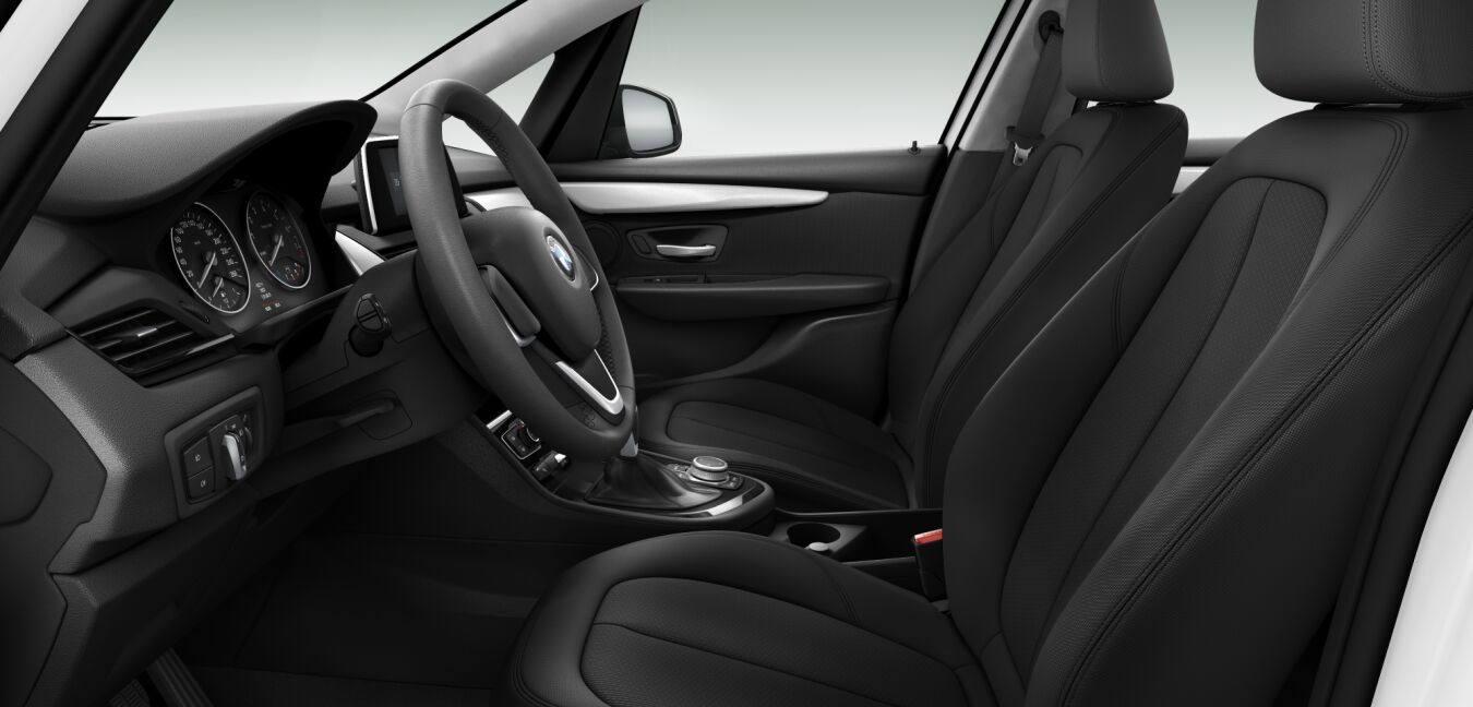 BMW BMW 2er im Innenraum seitlich BMW BMW 2er im Innenraum seitlich