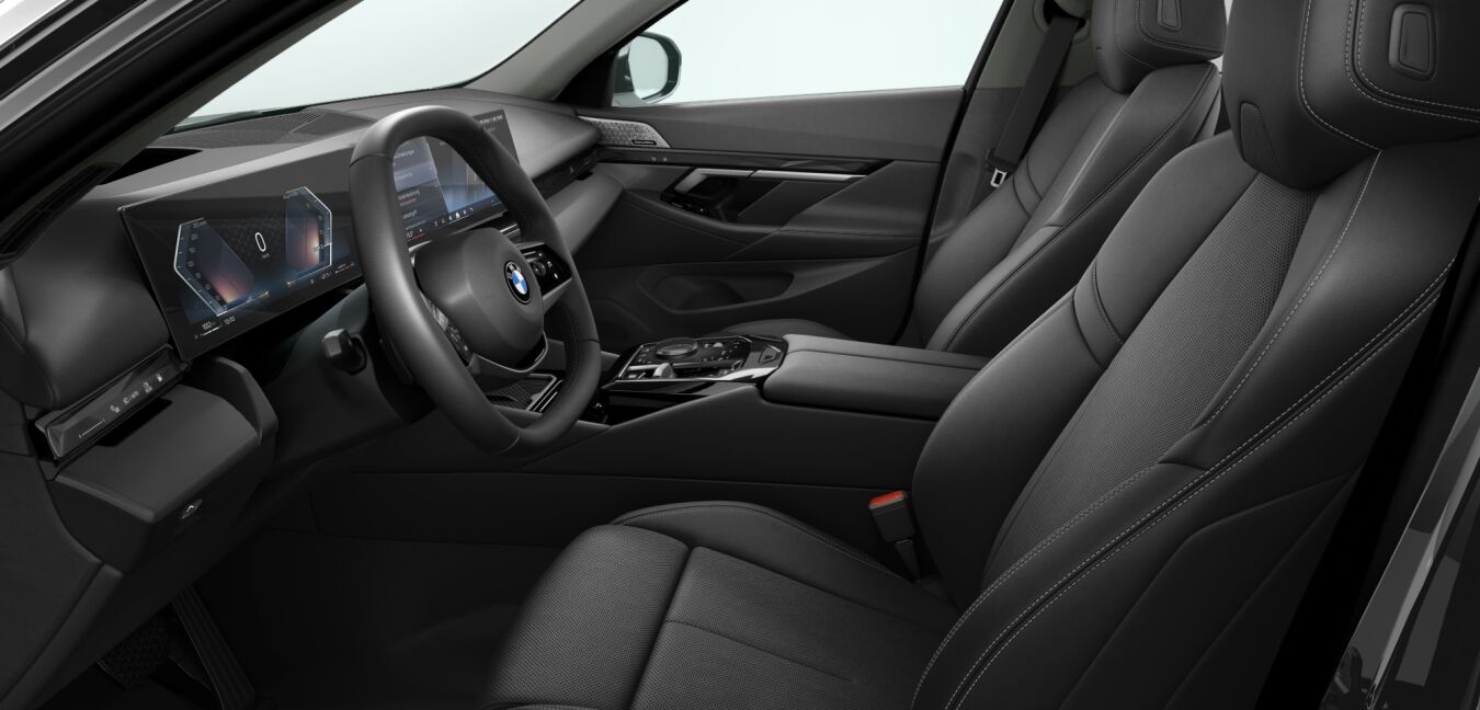 BMW BMW 5er im Innenraum seitlich BMW BMW 5er im Innenraum seitlich