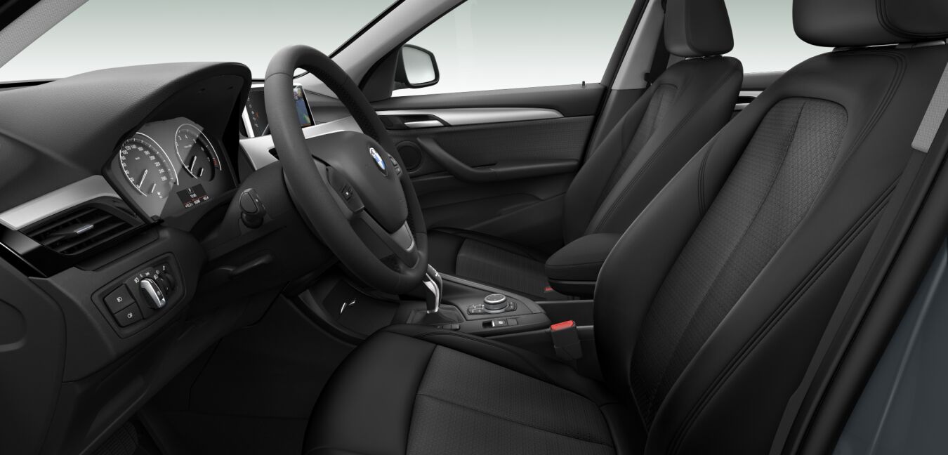 BMW BMW X im Innenraum seitlich