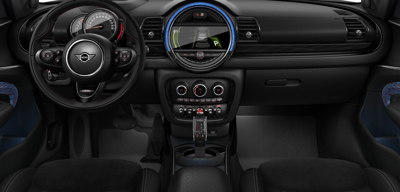 MINI MINI Clubman im Innenraum von vorne