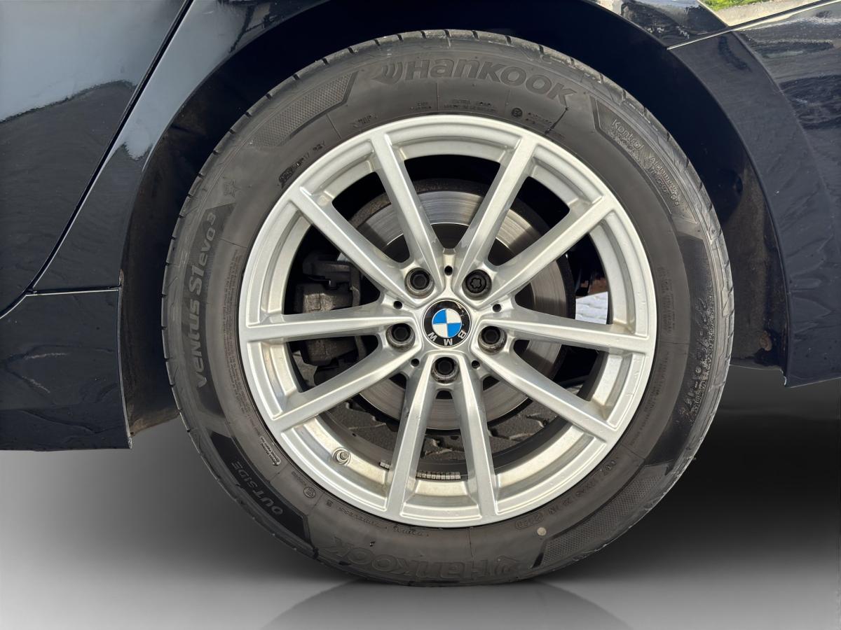 Originalaufnahme des Fahrzeugs Originalaufnahme des Fahrzeugs