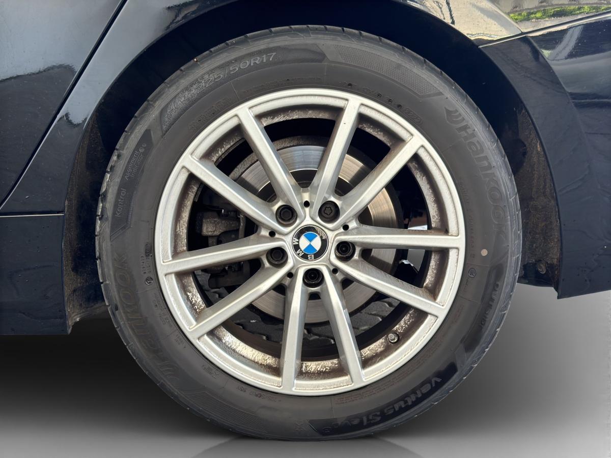 Originalaufnahme des Fahrzeugs Originalaufnahme des Fahrzeugs