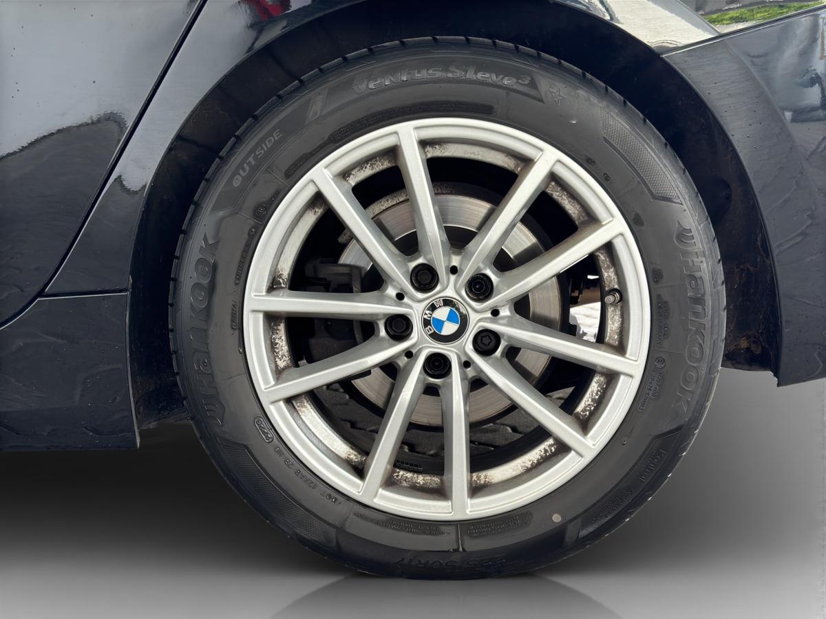 Originalaufnahme des Fahrzeugs Originalaufnahme des Fahrzeugs