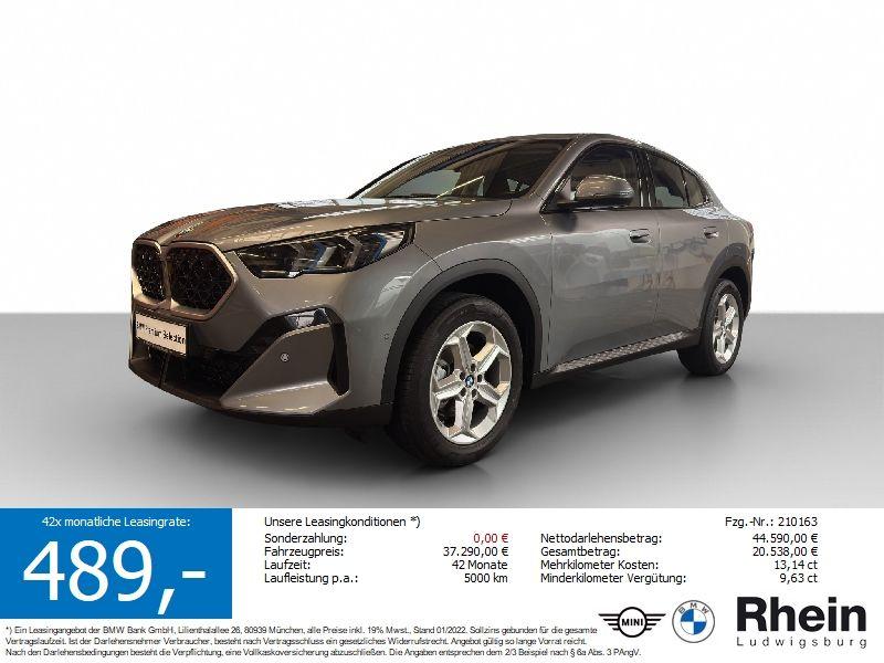BMW X2 sDrive20d von vorne in Grau