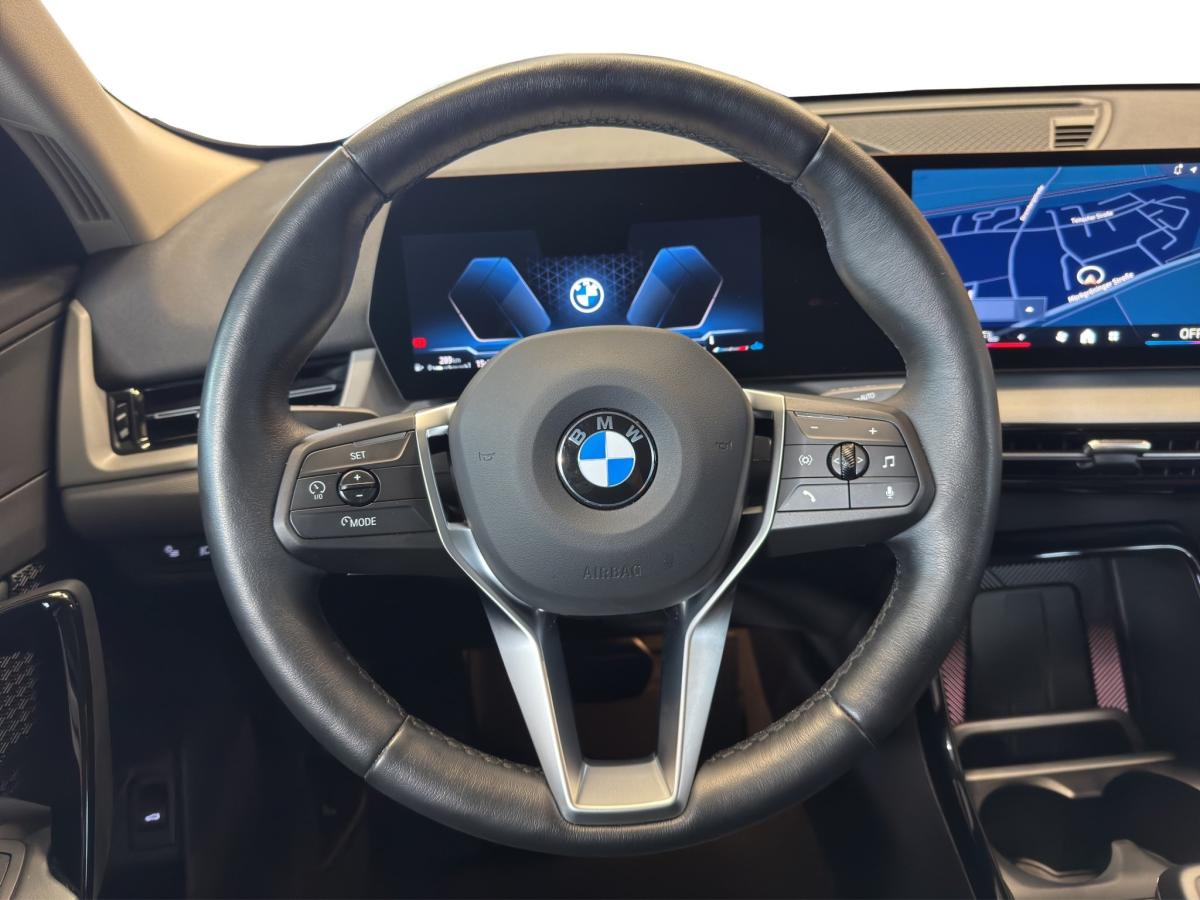 BMW X2 sDrive20d im Innenraum
