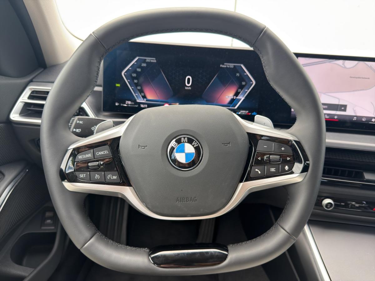 BMW 318i Touring im Innenraum