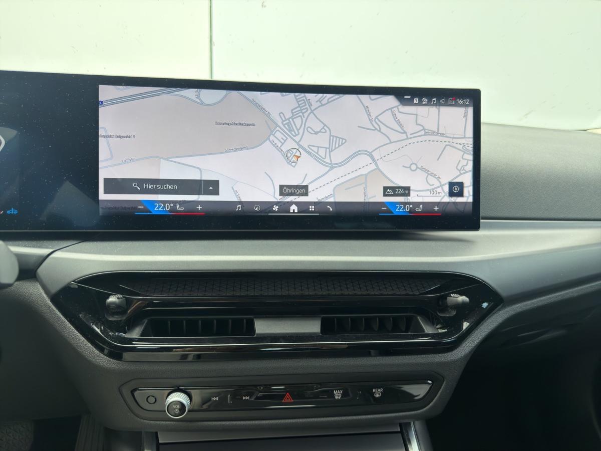 BMW 318i Touring im Innenraum