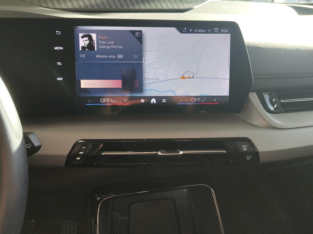 BMW 220i Active Tourer im Innenraum