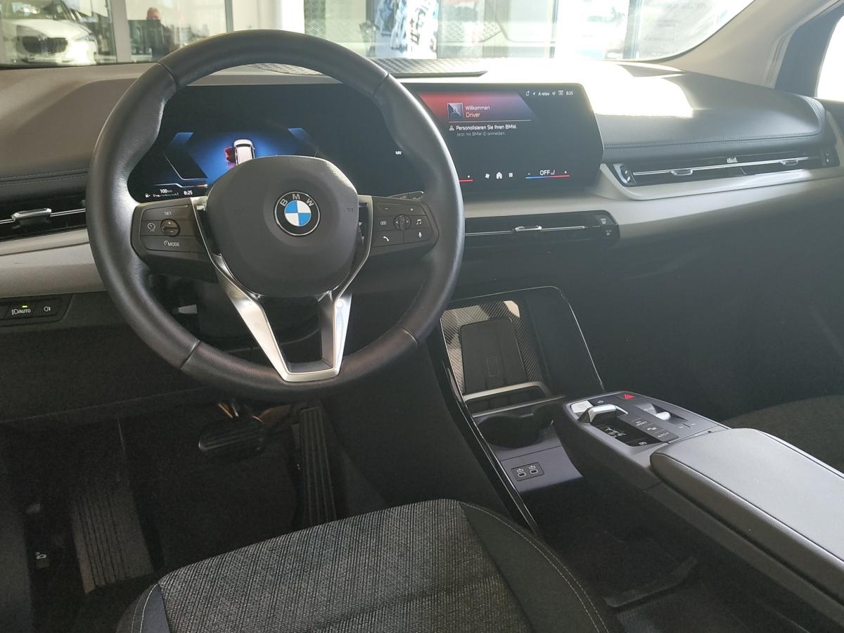 BMW 220i Active Tourer im Innenraum