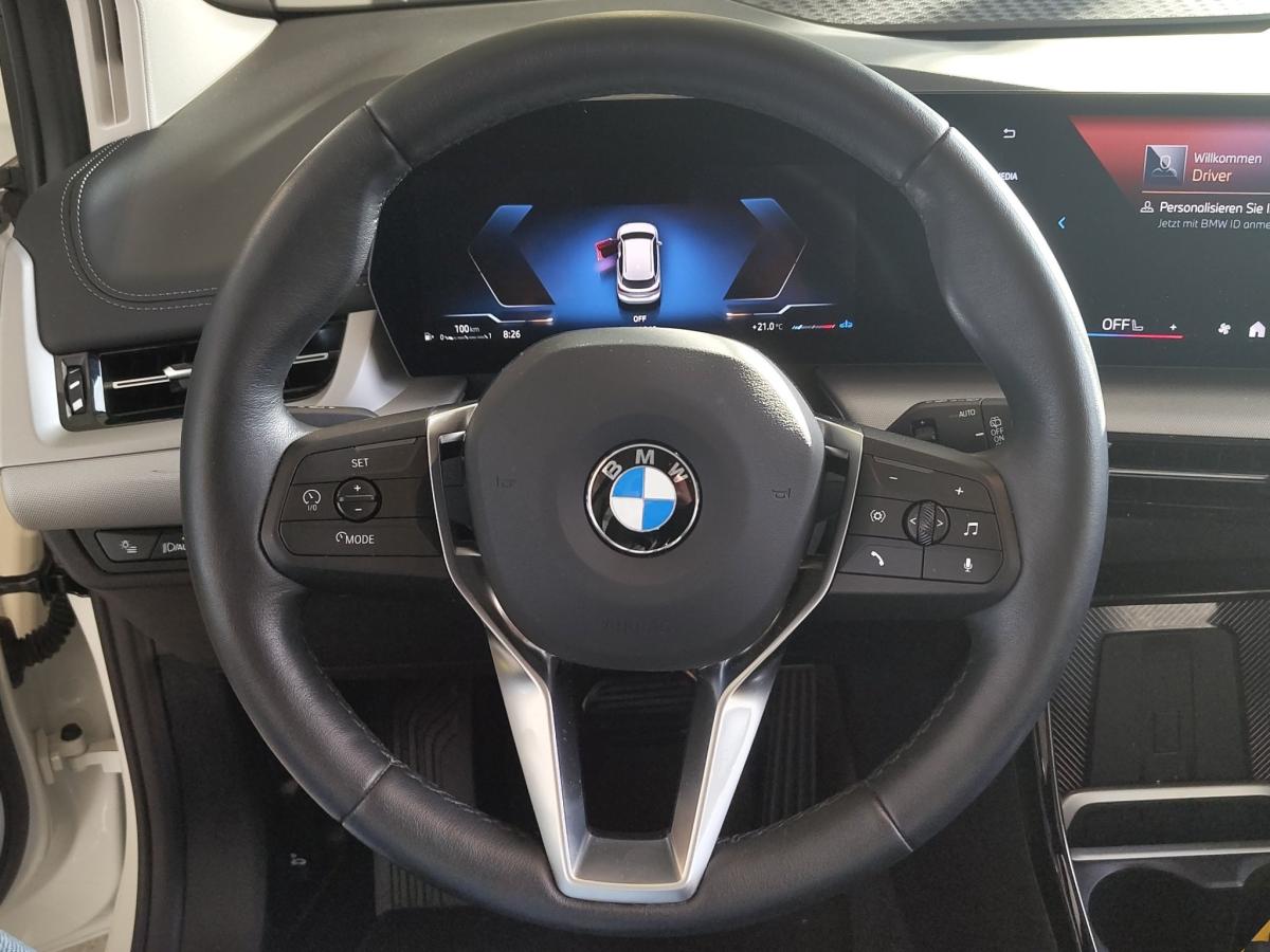 BMW 220i Active Tourer im Innenraum