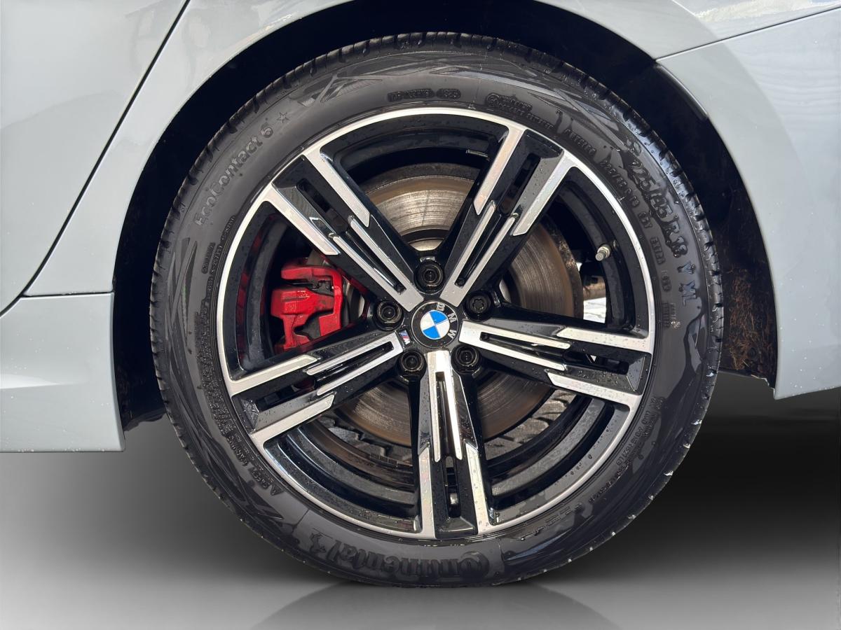 Originalaufnahme des Fahrzeugs Originalaufnahme des Fahrzeugs