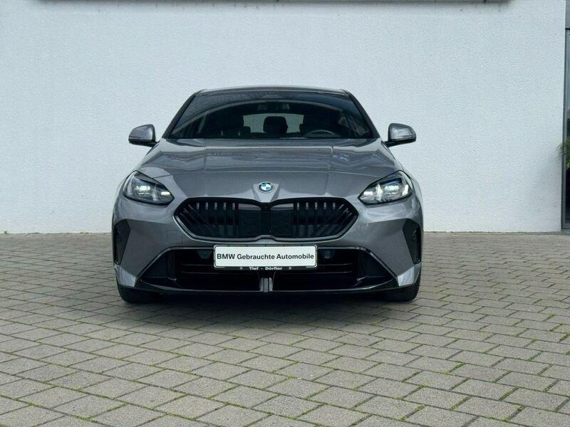 Originalaufnahme des Fahrzeugs Originalaufnahme des Fahrzeugs